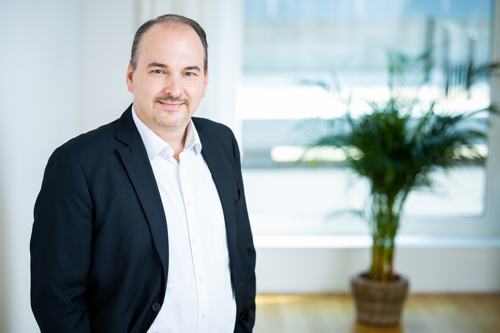 Jens Herbst, CEO der WeSendit AG im Interview: Schweizer Sicherheit im Umgang mit Daten - Titelbild