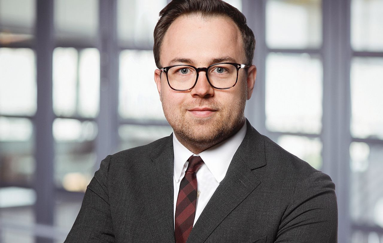 Ole Nixdorff - Aus der zweiten Reihe ans Steuer der Deutsche Nachhaltigkeit AG - Titelbild