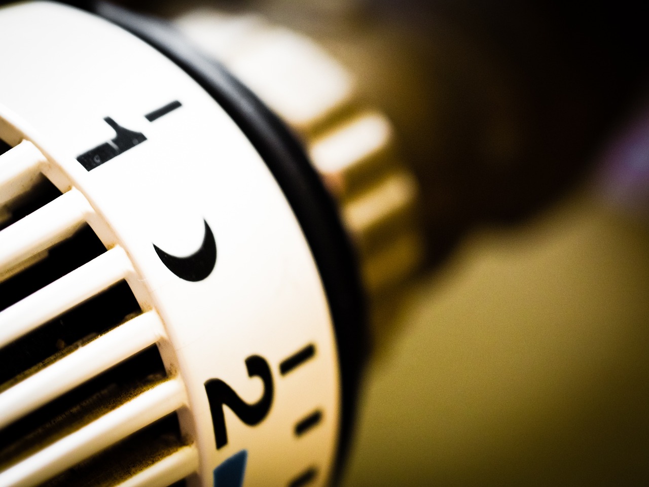 Heizölpreise Prognose – Erneuerbare Energien als Rettung? - Titelbild