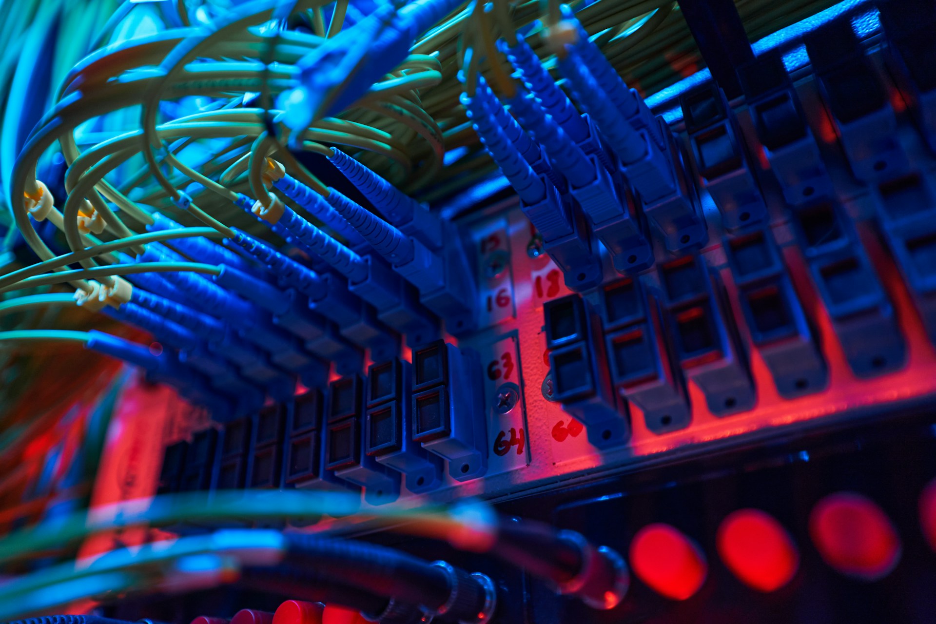 Internetpräsenz als Wachstumsmotor: Wie Unternehmen digital Vertrauen, Reichweite und Umsatz aufbauen - Titelbild
