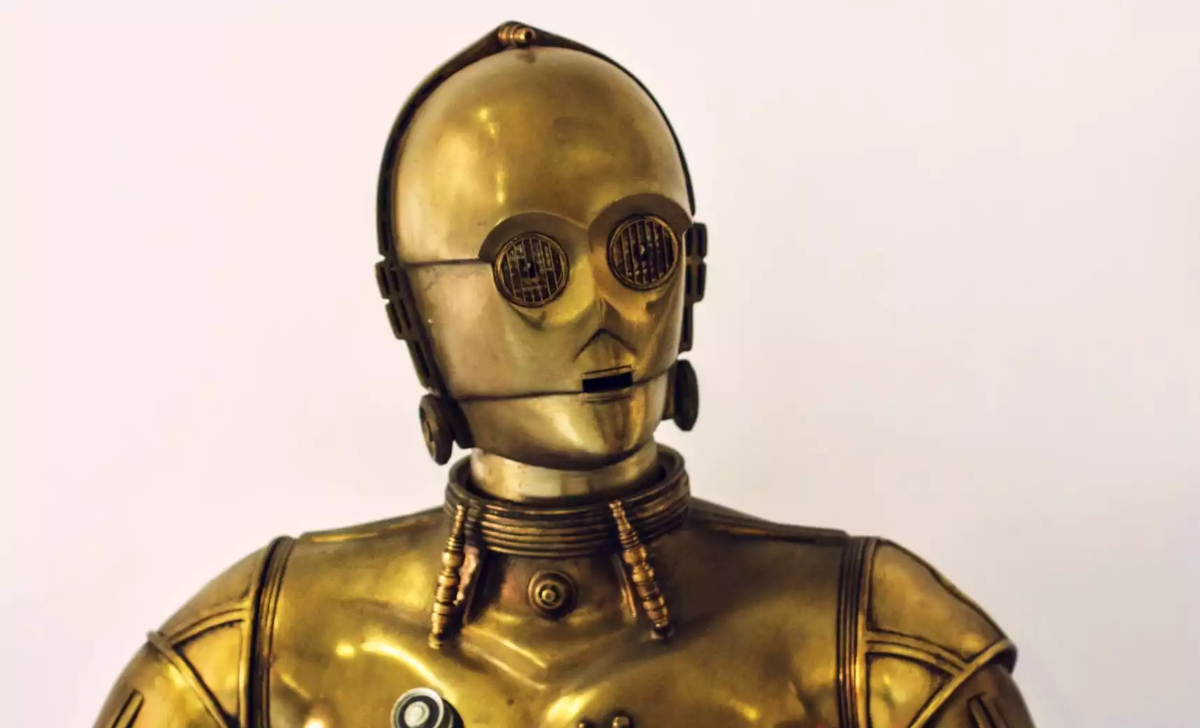 Die KI C3PO kennen viele als Assistent und Übersetzter aus den Star Wars Filmen