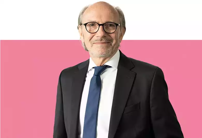 Detlef Schmidt von LegendsOne Capital AG