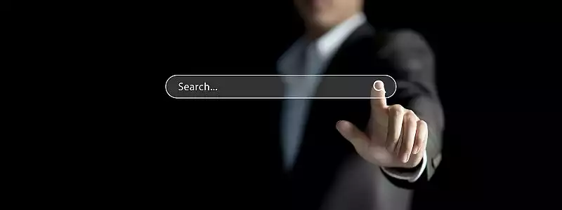 Google dominiert den Markt der Suchmaschinenanbieter und hat damit direkten Einfluss darauf, welche Informationen über ein Unternehmen schnell gefunden werden. © vecteezy/inkong_1994