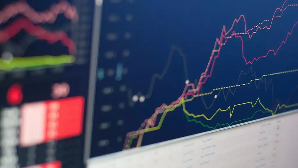 Die Charttechnik liefert verlässliche Signale. Werden diese strikt beachtet, können Kursverluste durch Marktkorrekturen vermieden werden. Der Wiedereinstieg zu tieferen Kursen erhöht das Renditepotenzial. 