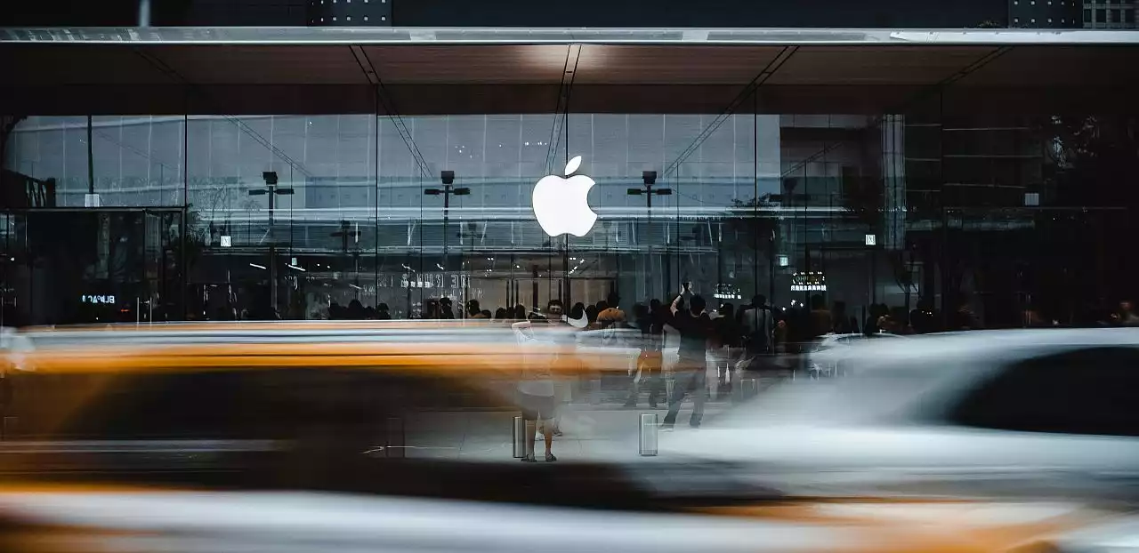 Der Technologiekonzern Apple genießt weltweit ein hohes Ansehen, das auch durch Skandale nicht beschädigt wurde.