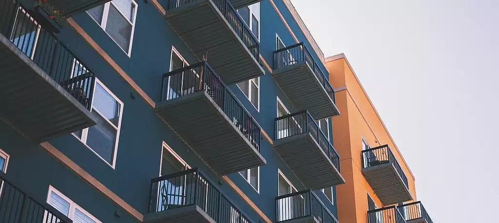 Für und 9 Millionen Euro hat die Olek Capital GmbH ein Immobilienportfolio übernommen und setzt damit seine Investitionsstrategie konsequent fort. 