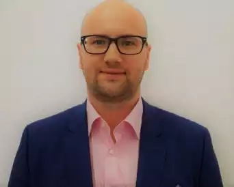 Sebastian Onischke - Finance & Controlling von AS Unternehmensgruppe Holding GmbH